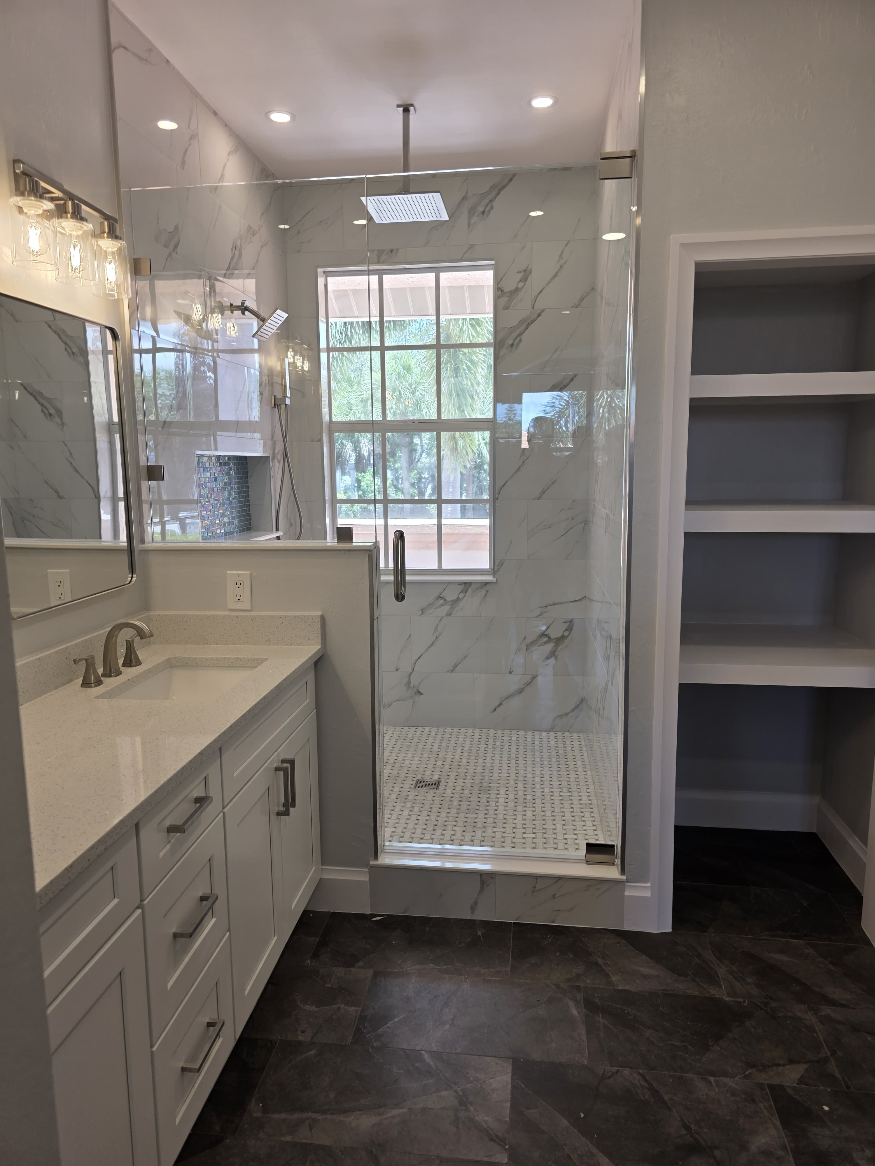 5 Ways a Custom Mirror Transforms a Vanity